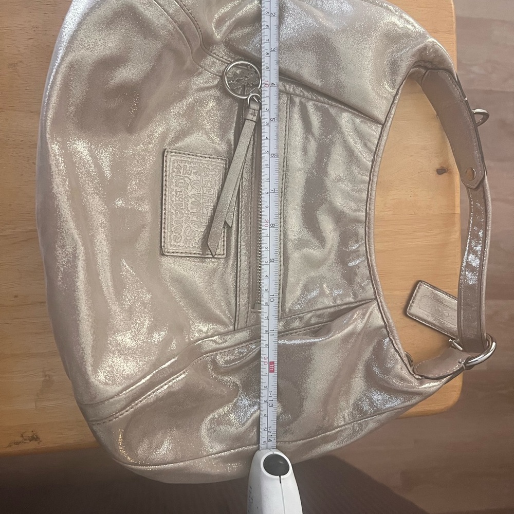 Coach purse - Picture 7 of 9